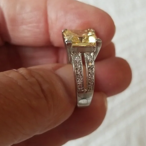18k gold electro plated cz ring - Picture 9 of 10